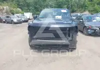 2022 Chevrolet Suburan фото