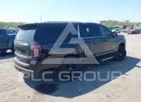 2022 Chevrolet Suburan фото