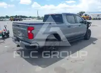 2022 Chevrolet Silverado фото