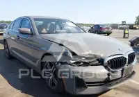 2022 BMW 530 фото