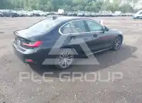 2022 BMW 330 фото