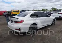 2022 BMW 330 photo