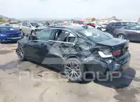 2022 BMW 330 фото