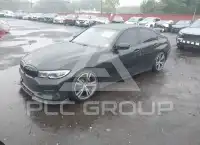 2022 BMW 330 photo
