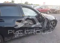 2022 BMW 330 фото