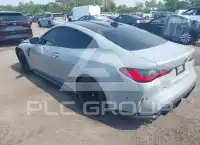 2022 BMW M4 фото