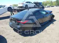 2022 BMW M4 фото