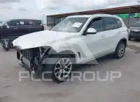 2022 BMW X5 фото