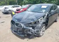2022 BMW X2 photo