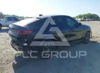 2022 BMW X6 photo