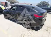 2022 BMW X4 фото