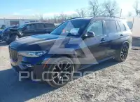 2022 BMW X7 photo