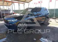 2022 BMW X7 photo