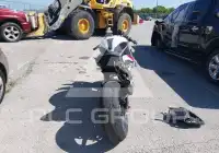 2022 BMW S1000 фото