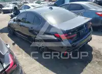 2022 BMW 550M фото