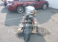 2022 Suzuki GSX-S фото