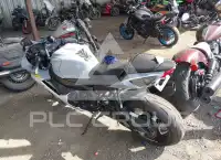 2022 Suzuki GSX-R600 фото