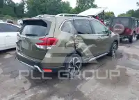 2022 Subaru Forester photo