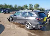 2022 Subaru Outback photo