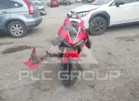 2022 Honda CBR1000 фото