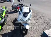 2022 Honda PCX фото