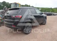 2022 Jeep COMPASS фото