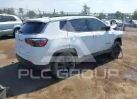 2022 Jeep COMPASS photo