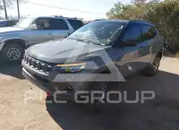 2022 Jeep COMPASS фото