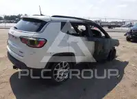 2022 Jeep COMPASS фото