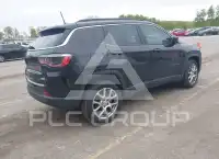 2022 Jeep COMPASS photo