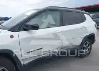 2022 Jeep COMPASS фото