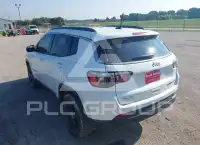 2022 Jeep COMPASS photo