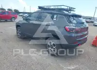 2022 Jeep COMPASS photo
