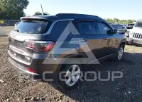 2022 Jeep COMPASS photo