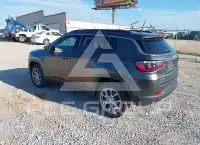 2022 Jeep COMPASS фото