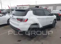 2022 Jeep COMPASS photo