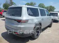 2022 Jeep WAGONEER photo