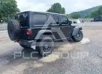 2022 Jeep WRANGLER фото