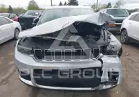 2022 Jeep Grand Cherokee фото