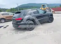 2022 Jeep Grand Cherokee photo