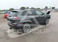 2022 Jeep CHEROKEE фото
