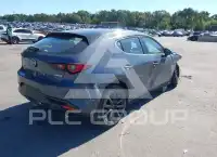 2022 Mazda 3 photo