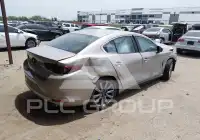 2022 Mazda 3 photo