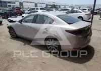 2022 Mazda 3 photo