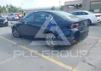 2022 Mazda 3 photo