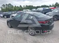 2022 Mazda 3 фото