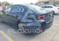2022 Mazda 3 photo
