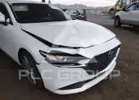 2022 Mazda 3 фото
