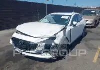 2022 Mazda 3 фото