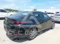 2022 Mazda 3 фото